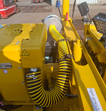Aansluiting opzetroetfilter VolkerRail hef-shift portaal machines